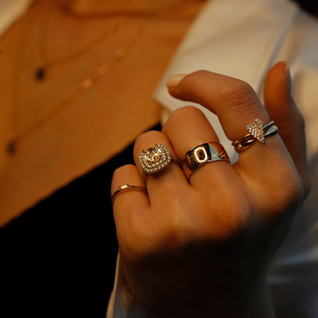 Single Baguette Diamond Ring in Rose Gold